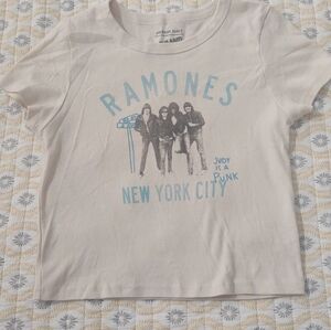 Ramone Crop Band Tee AE Size Large